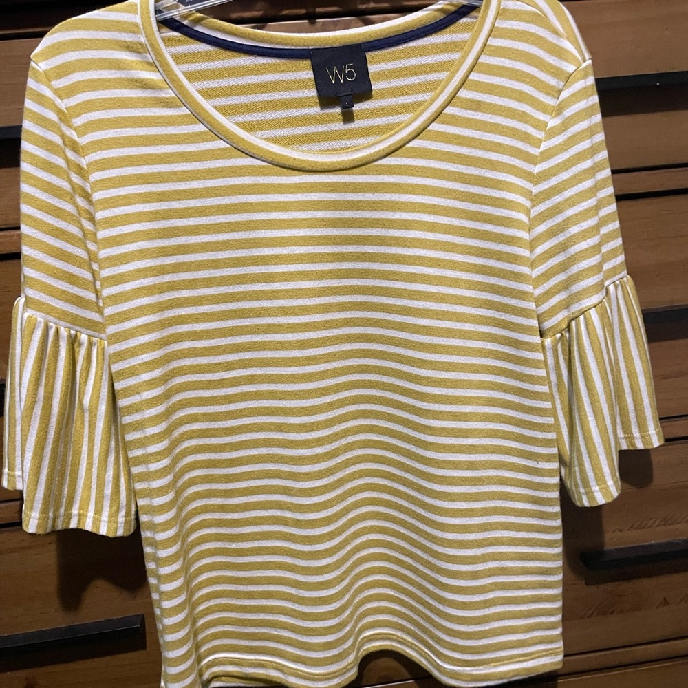 Yellow and white striped W5 top classy for just about any summer activity.